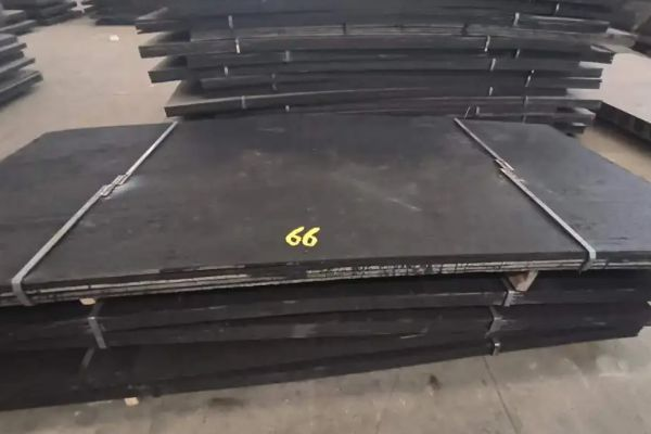 耐磨层Cr28弧形板