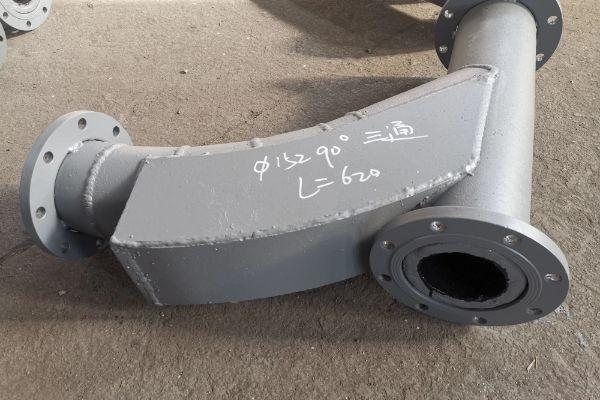 90&deg;双金属复合耐磨带背包弯头φ180