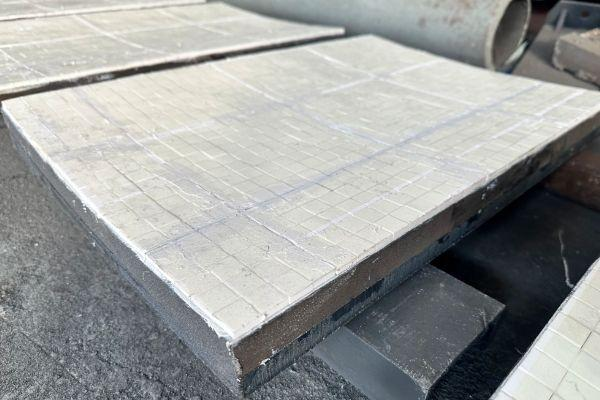 输送机的耐磨陶瓷衬板