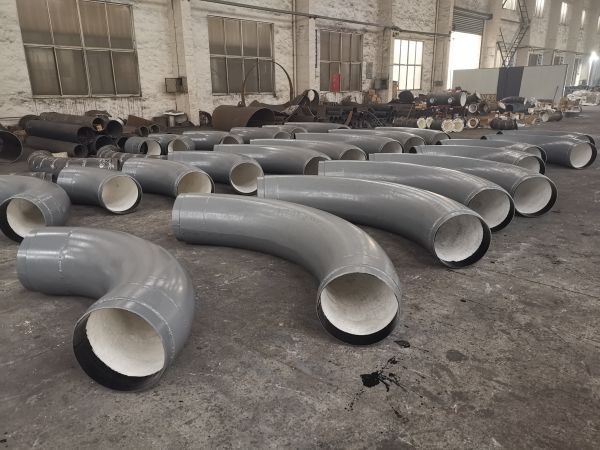 衬瓷耐磨弯头的陶瓷内衬层厚度